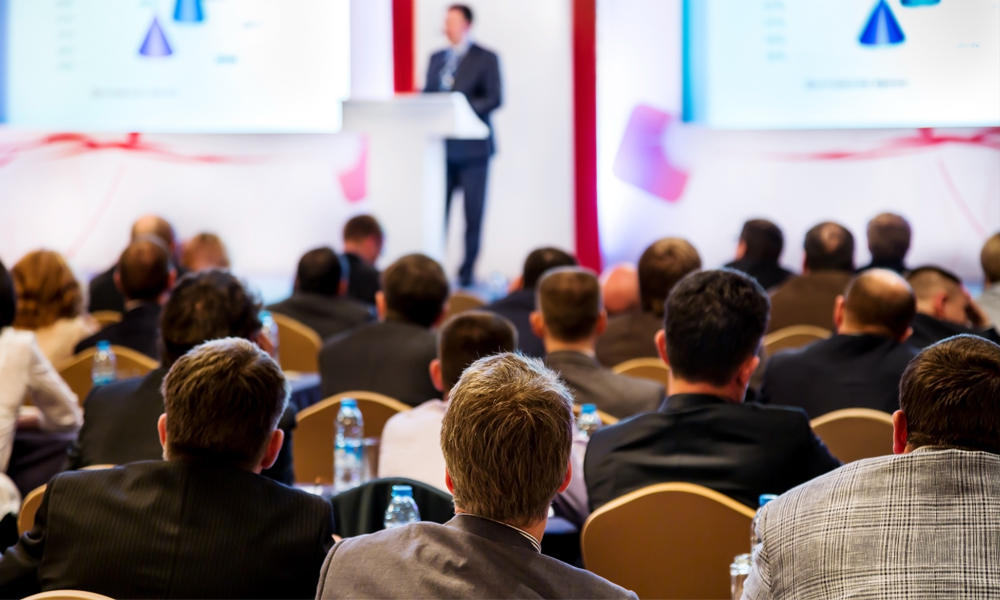 news-customerconference1