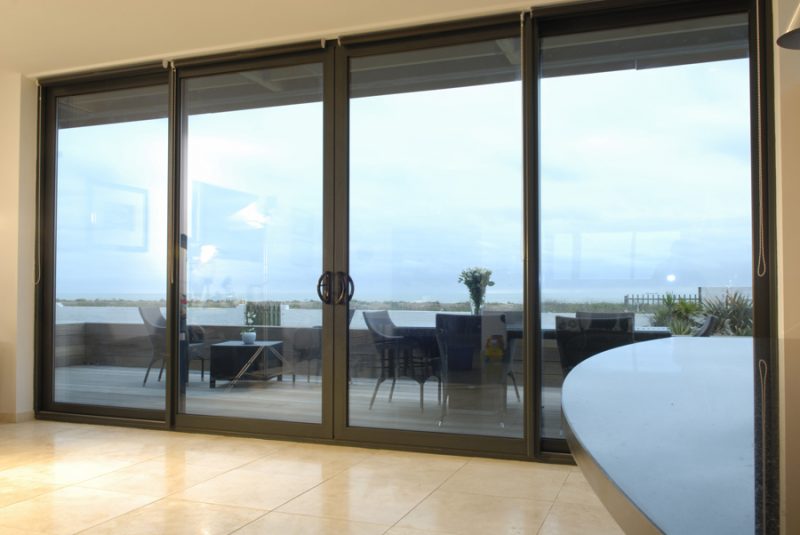 Aluminium sliding doors Everglade showroom