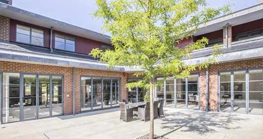 commercial aluminium web